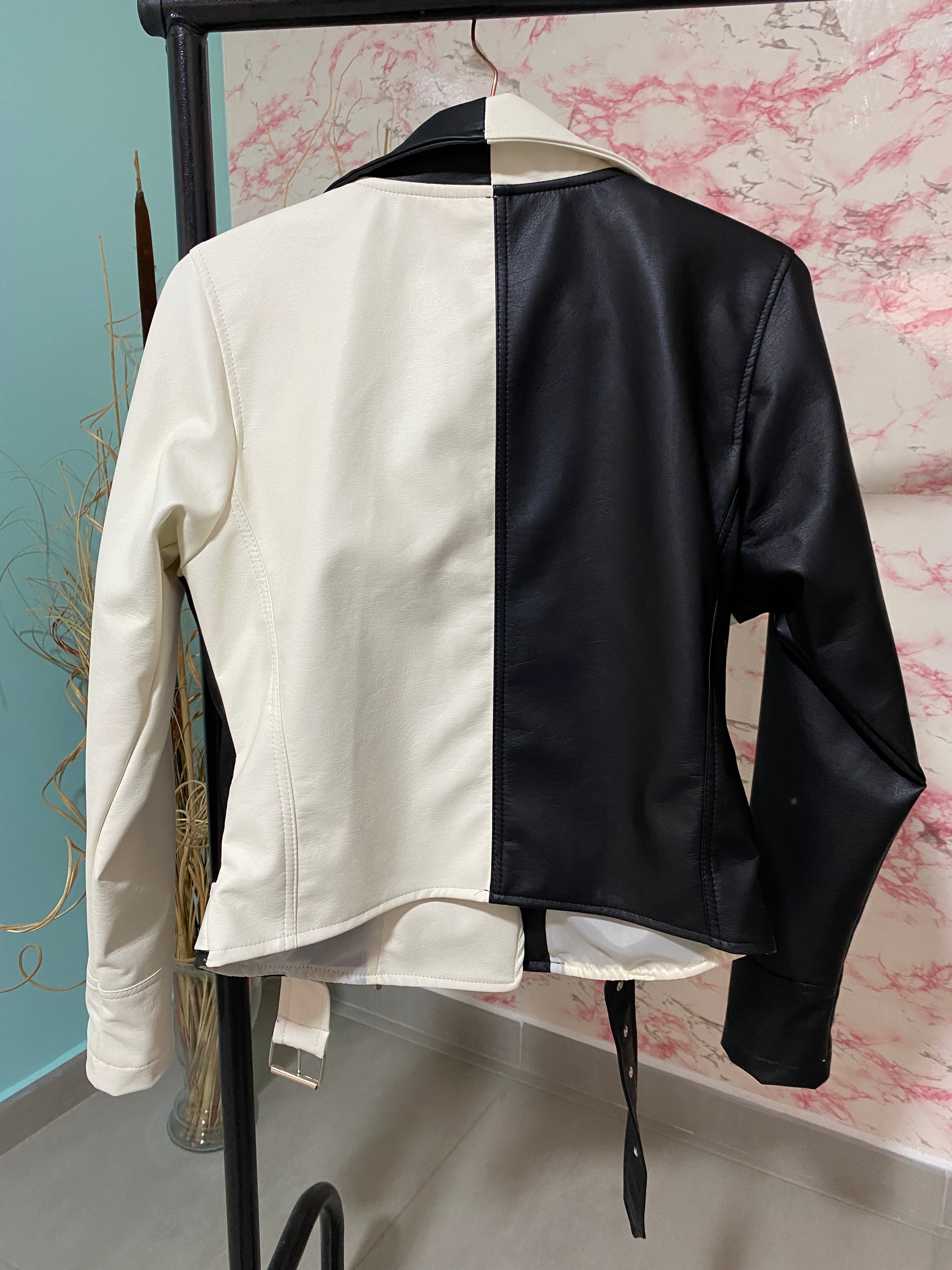 Cazadora Black & White Elit